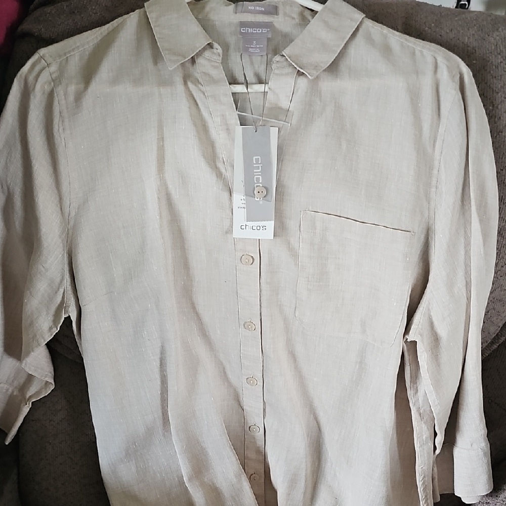 Chico's Light Tan Men's Casual Button Down Shirt